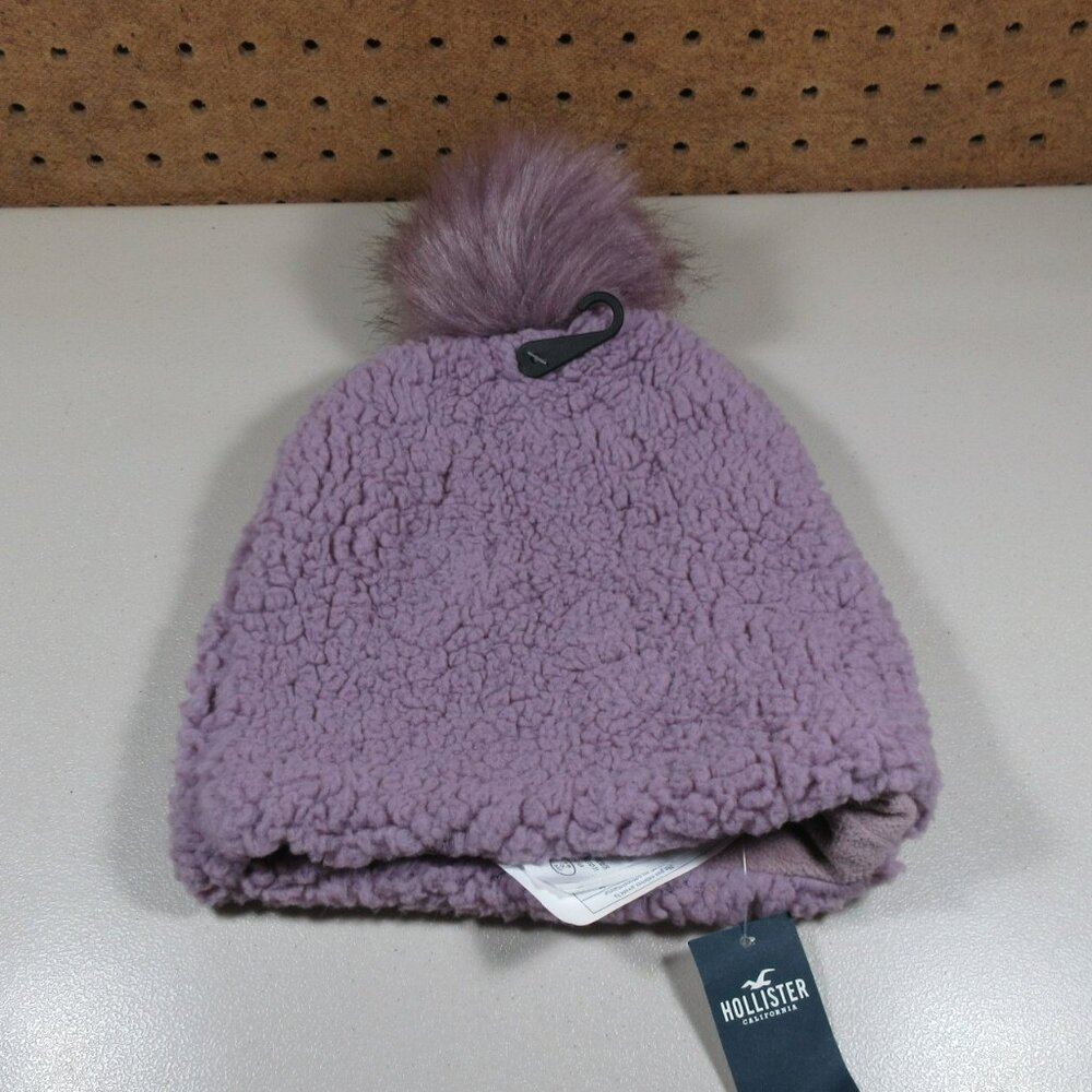 Hollister womens lavender sherpa plush fleece lined pom winter beanie OS NWT